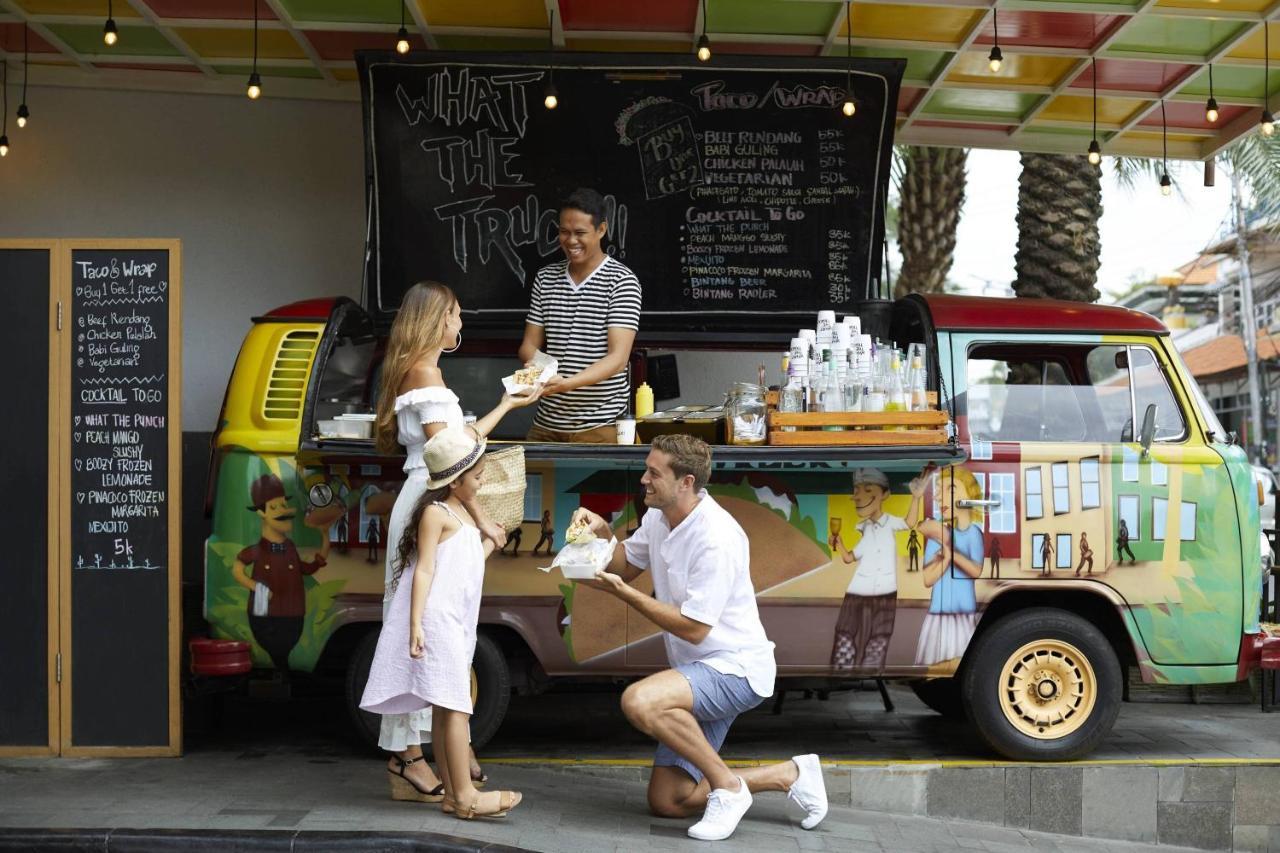 Courtyard by Marriott Bali Seminyak Resort Eksteriør bilde A food truck in Dubai