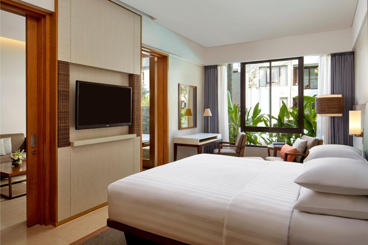 Courtyard by Marriott Bali Seminyak Resort Eksteriør bilde Deluxe Room