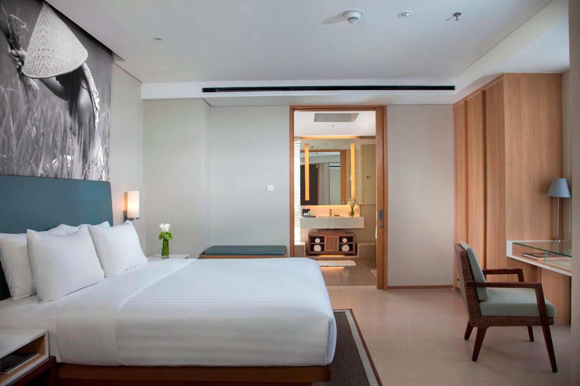 Courtyard by Marriott Bali Seminyak Resort Eksteriør bilde Deluxe Room